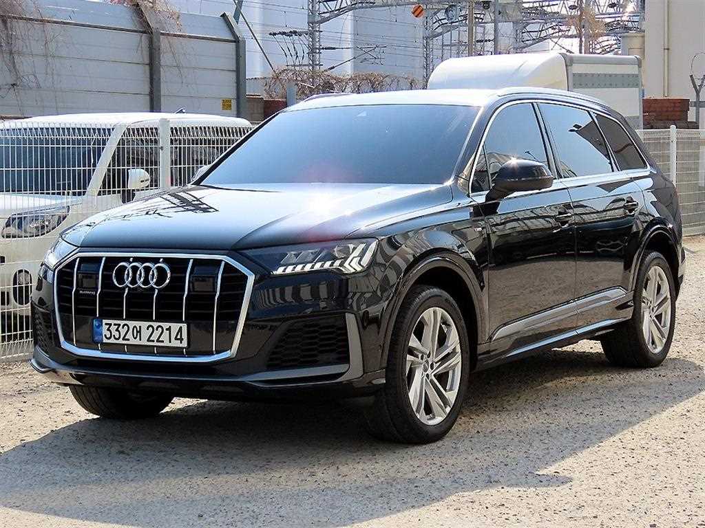 아우디 Q7 45 TDI 콰트로 프리미엄 사진 2/20
