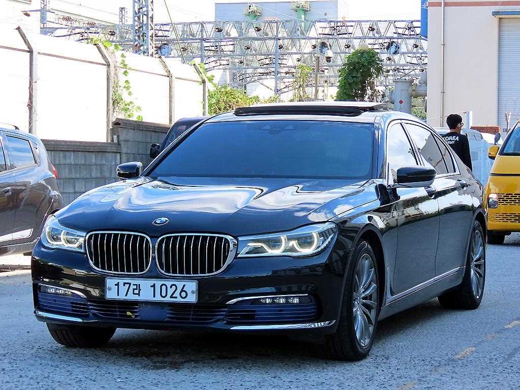 BMW 7시리즈 730Ld xDrive 사진 2/20