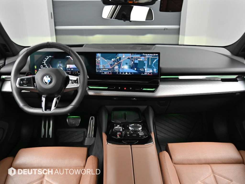 BMW 5시리즈 530i xDrive M 스포츠 사진