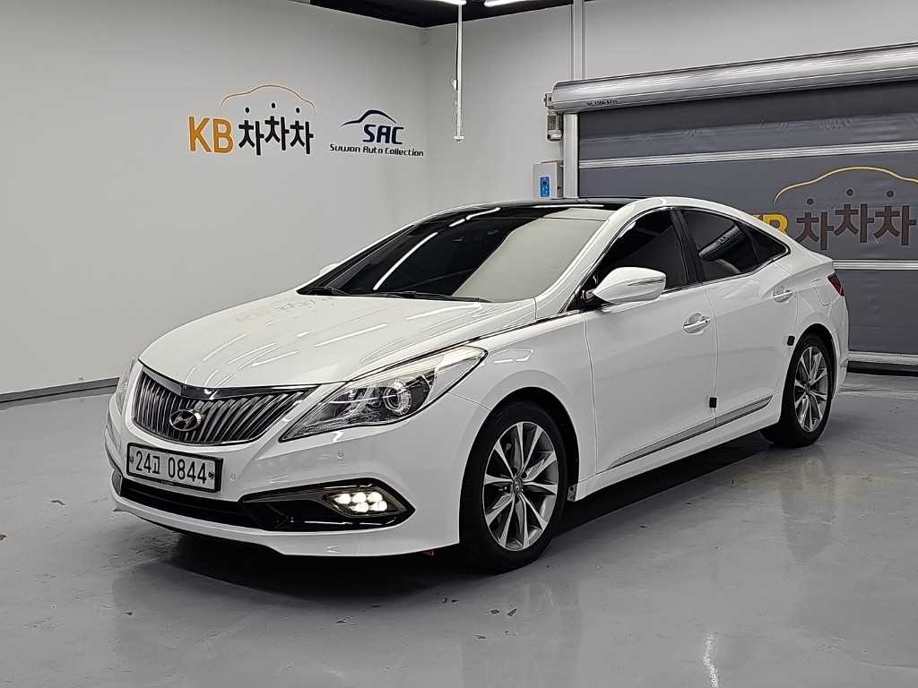 현대 그랜저 HG240 MODERN 컬렉션 사진
