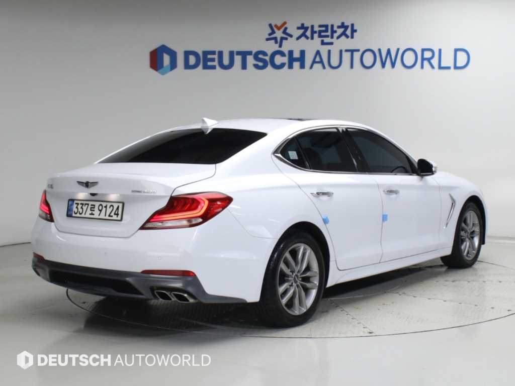 제네시스 G70 2.2D AWD 슈프림 사진 2/20