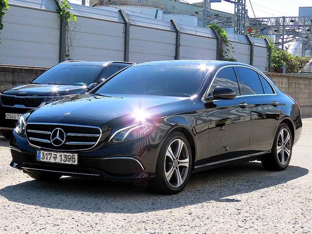 벤츠 E 클래스 E250 아방가르드 사진 2/20