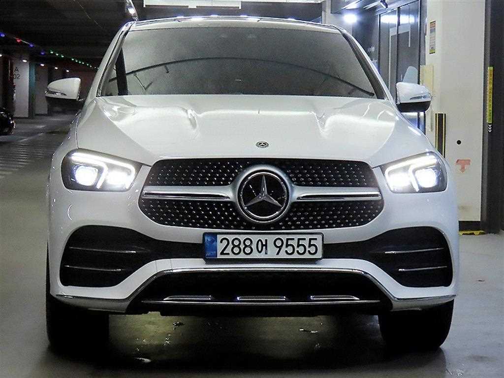벤츠 GLE 클래스 GLE 400d 4MATIC 쿠페 사진 2/20