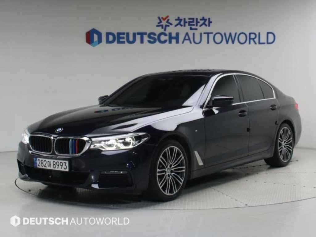 BMW 5시리즈 520d xDrive M 스포츠 플러스 사진