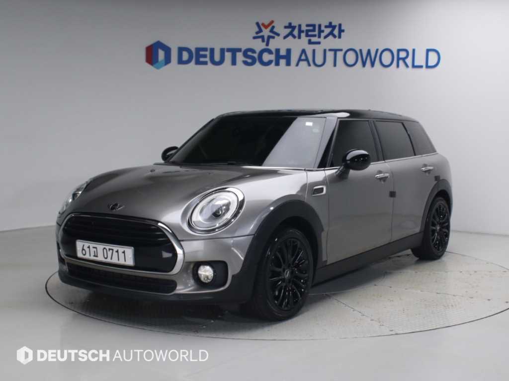 MINI 클럽맨 기본형 사진