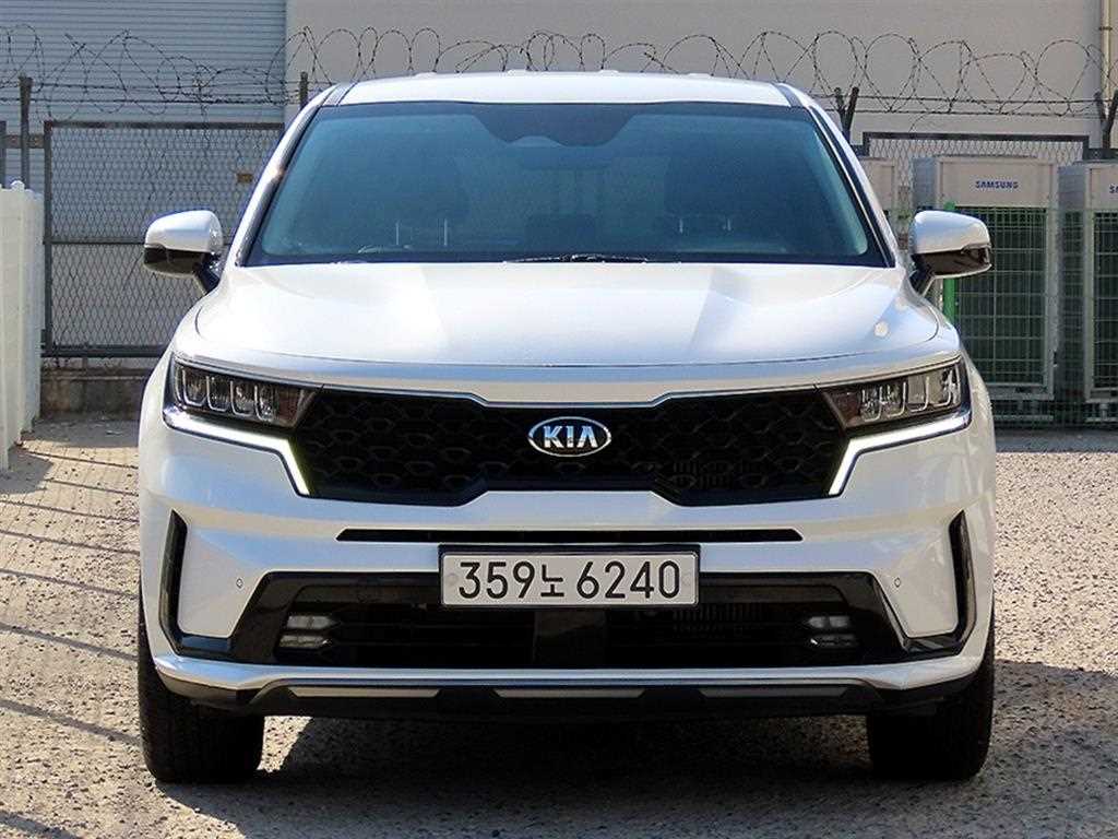 기아 쏘렌토 가솔린 2.5T 2WD 트렌디 사진 2/20
