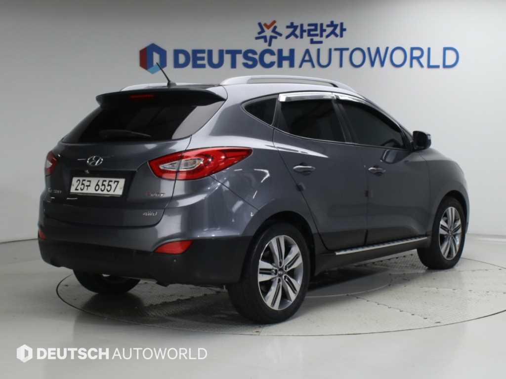 현대 투싼 디젤(E-VGT)4WD 모던 사진 2/20