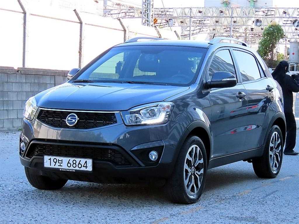 KGM 코란도 2WD 2.2 RX 고급형 사진 2/19