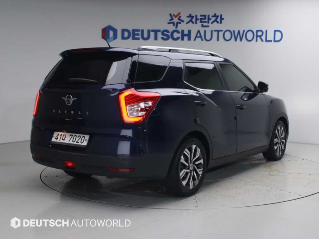 KGM 티볼리 2WD 디젤 1.6 IX 사진 2/20