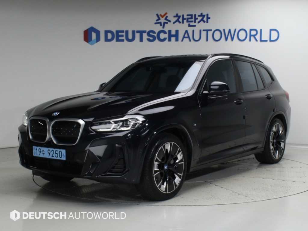 BMW iX3 M 스포츠 사진