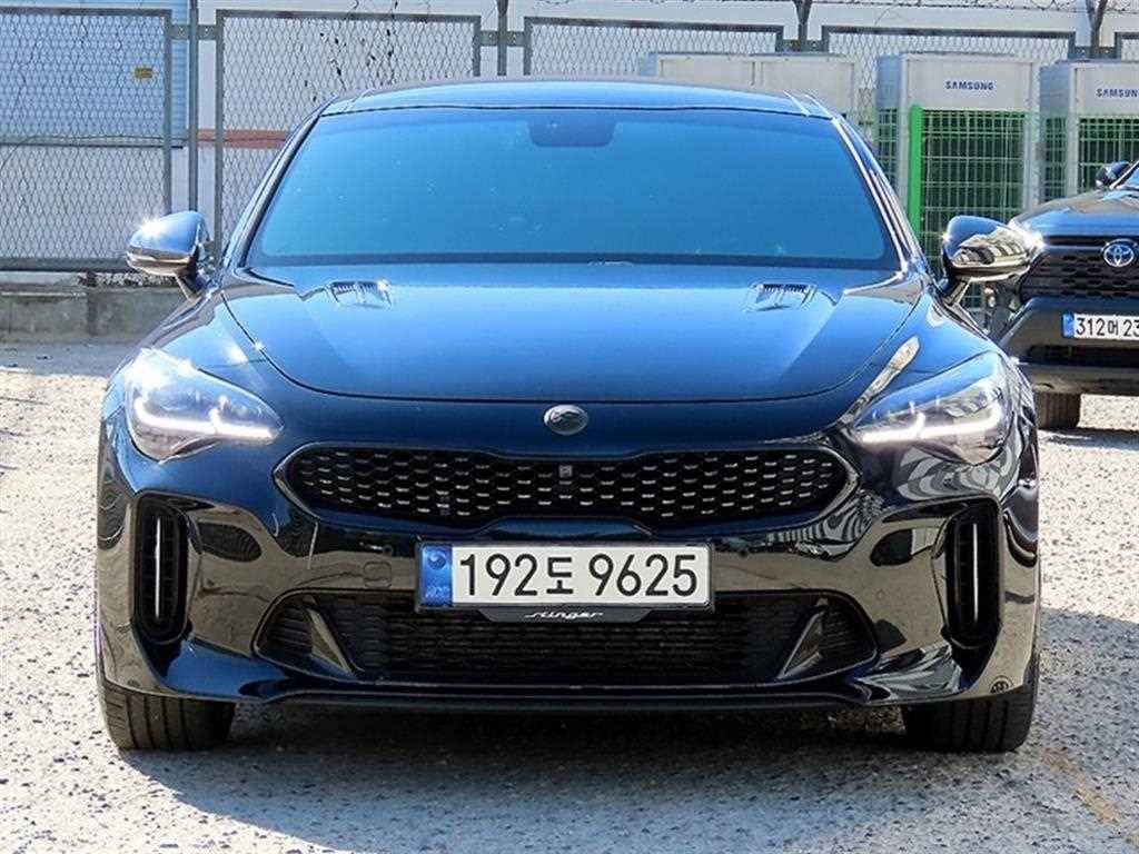 기아 스팅어 가솔린 3.3 터보 2WD GT 사진