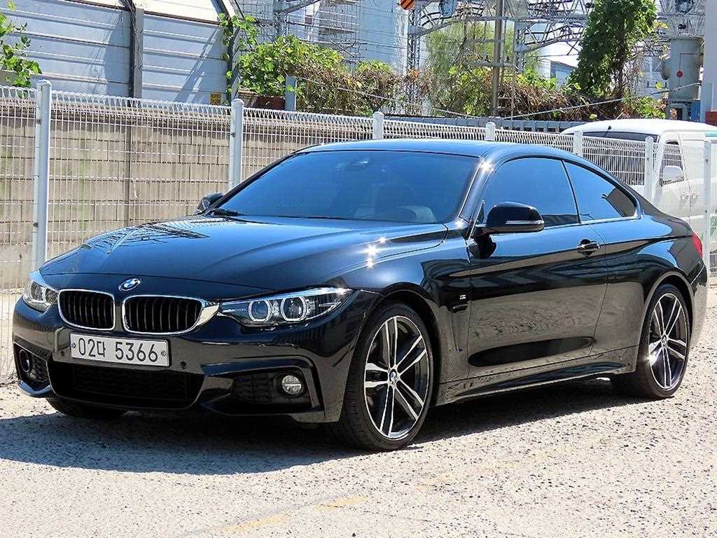 BMW 4시리즈 420i 쿠페 M 스포츠 사진 2/19