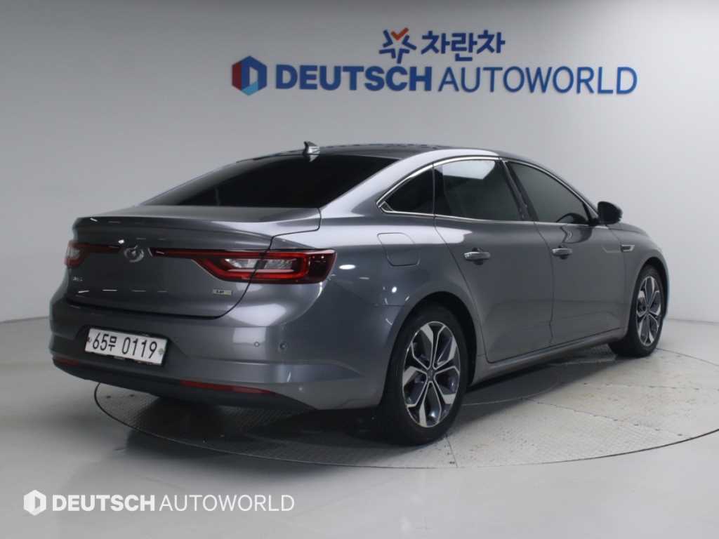 르노코리아 SM6 LPG 2.0 LPe SE 사진 2/20