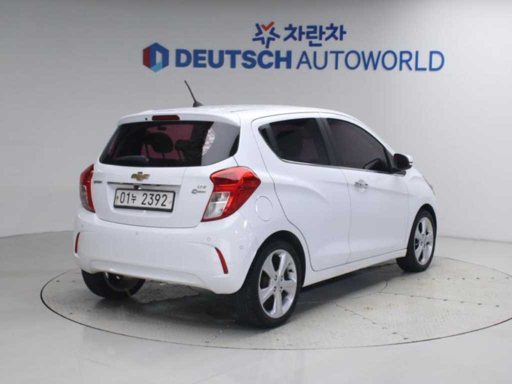 쉐보레 스파크 LT Plus C-TECH 사진 2/20