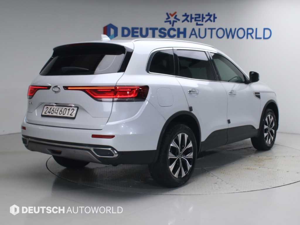 르노코리아 QM6 가솔린 2.0 GDe LE 시그니쳐 2WD 사진 2/20