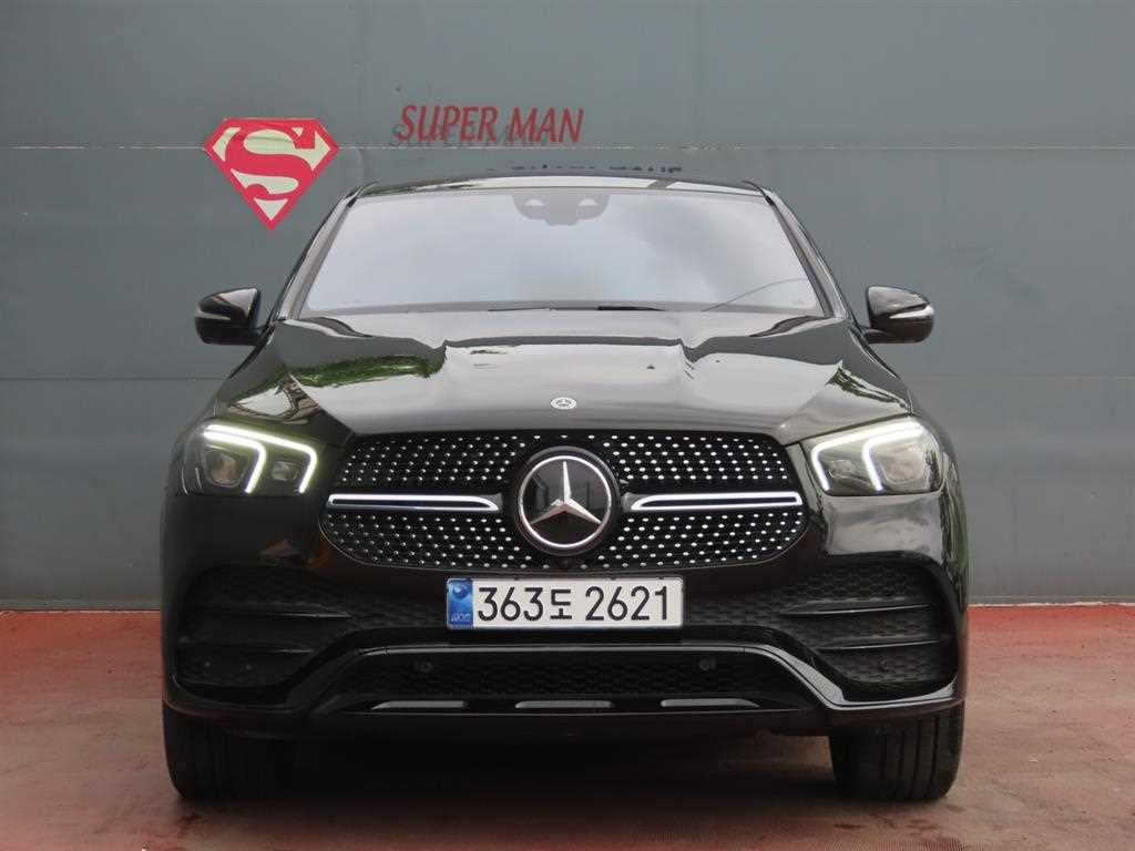 벤츠 GLE 클래스 GLE 400d 4MATIC 쿠페 사진 2/20