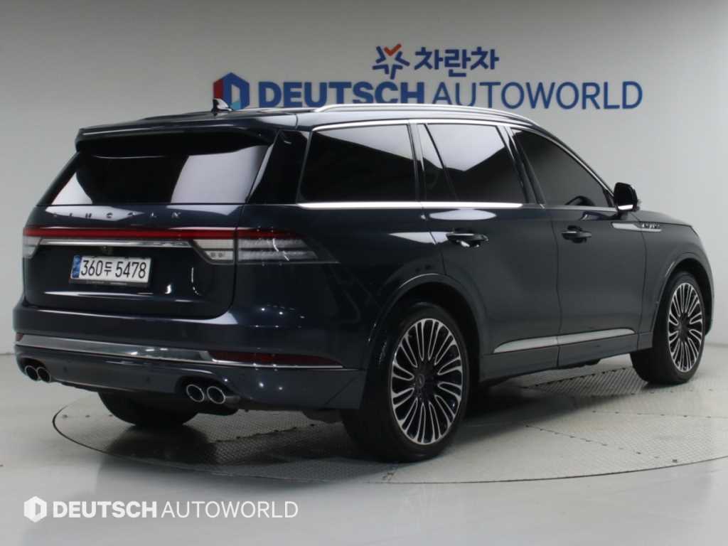 링컨 에비에이터 3.0 블랙라벨 AWD 사진 2/20