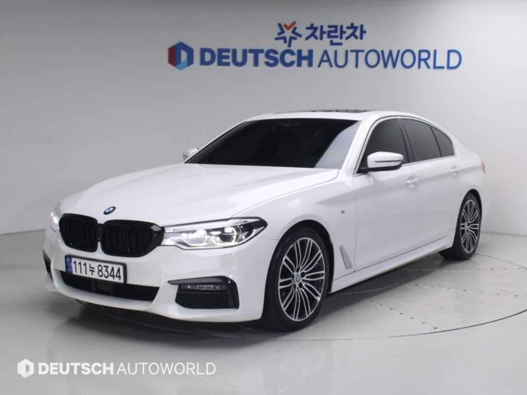 BMW 5시리즈 530i xDrive M 스포츠 플러스 사진 2/20