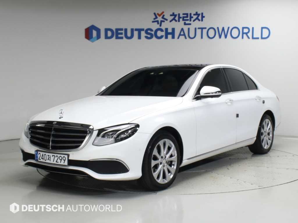 벤츠 E 클래스 E300 아방가르드 사진