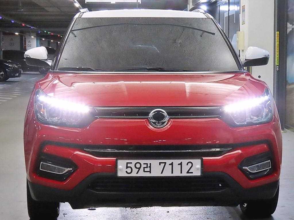 KGM 티볼리 2WD 가솔린 기어 에디션 사진 2/20