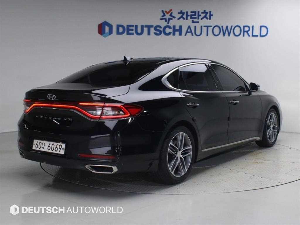 현대 그랜저 2.4 GDI 프리미엄 스페셜 사진 2/20