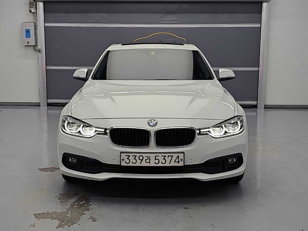 BMW 3시리즈 320d 사진 2/19