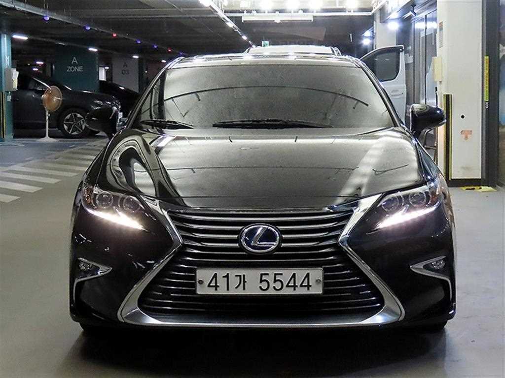 렉서스 ES 럭셔리 플러스 사진 2/20