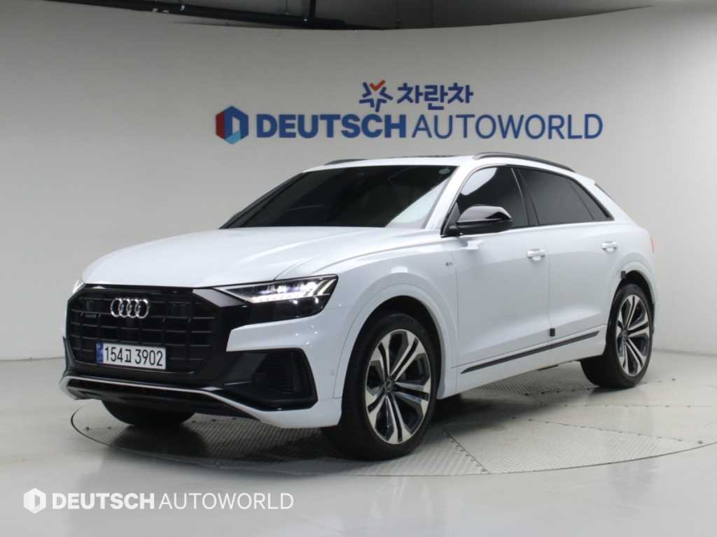 아우디 Q8 55 TFSI 콰트로 프리미엄 사진
