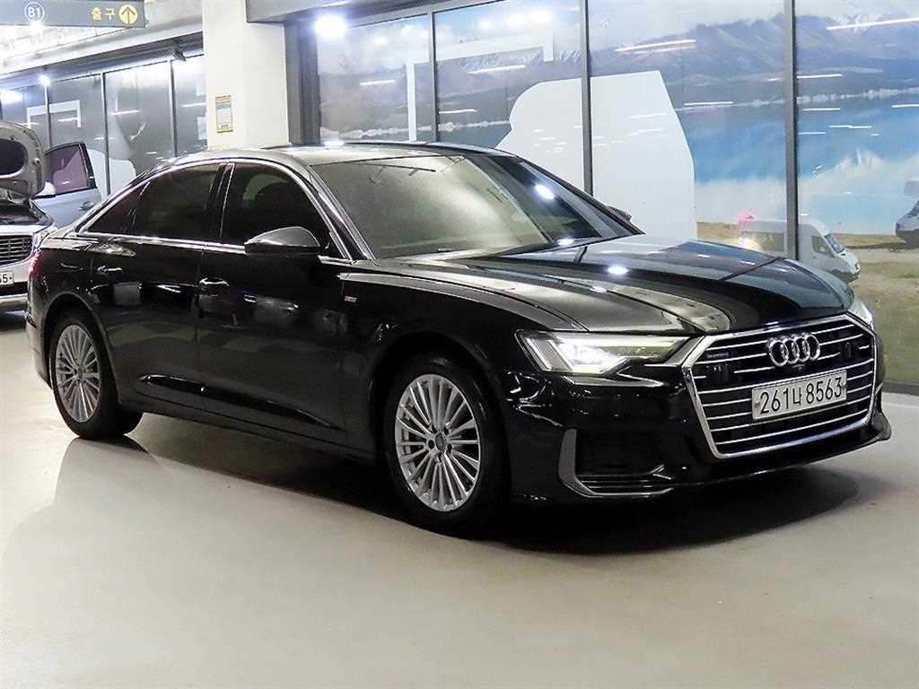 아우디 A6 45 TFSI 콰트로 프리미엄 사진