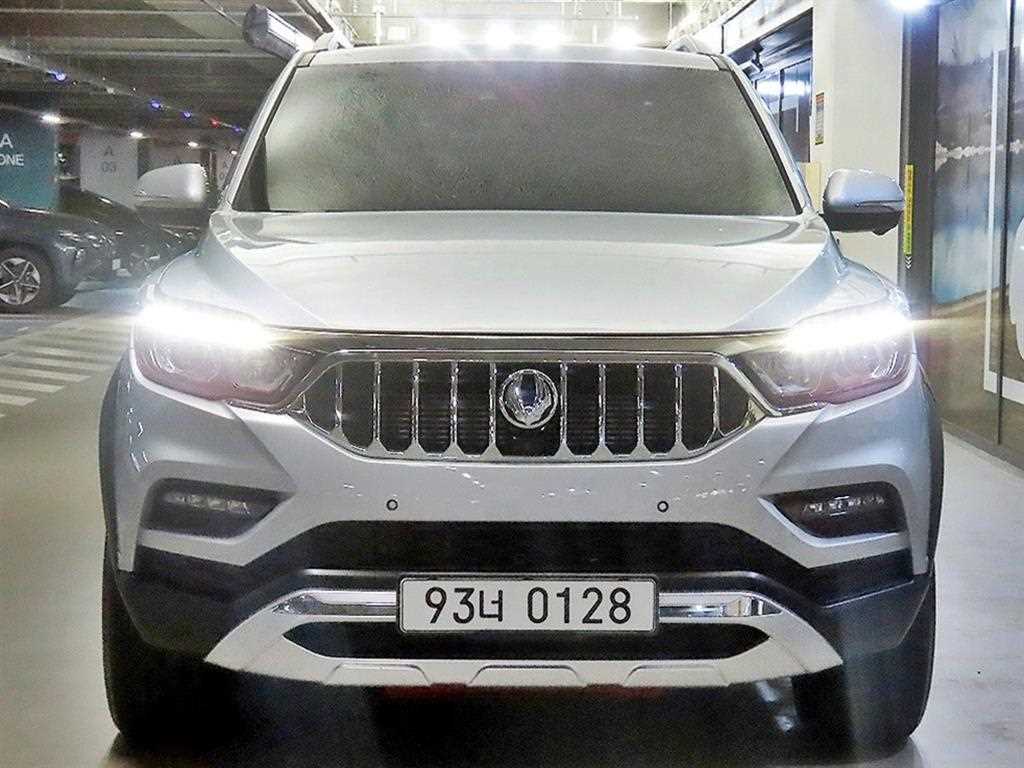 KGM 렉스턴 디젤 2.2 4WD 5링크 다이나믹 에디션 사진 2/20