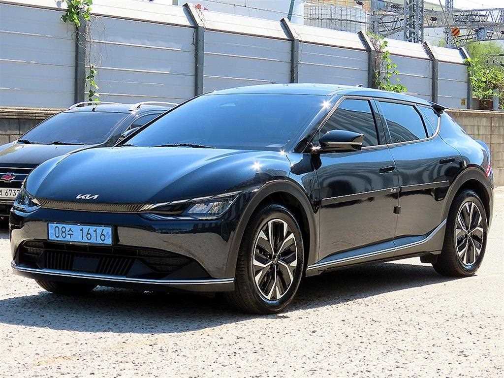 기아 EV6 스탠다드 AWD 에어 사진 2/20