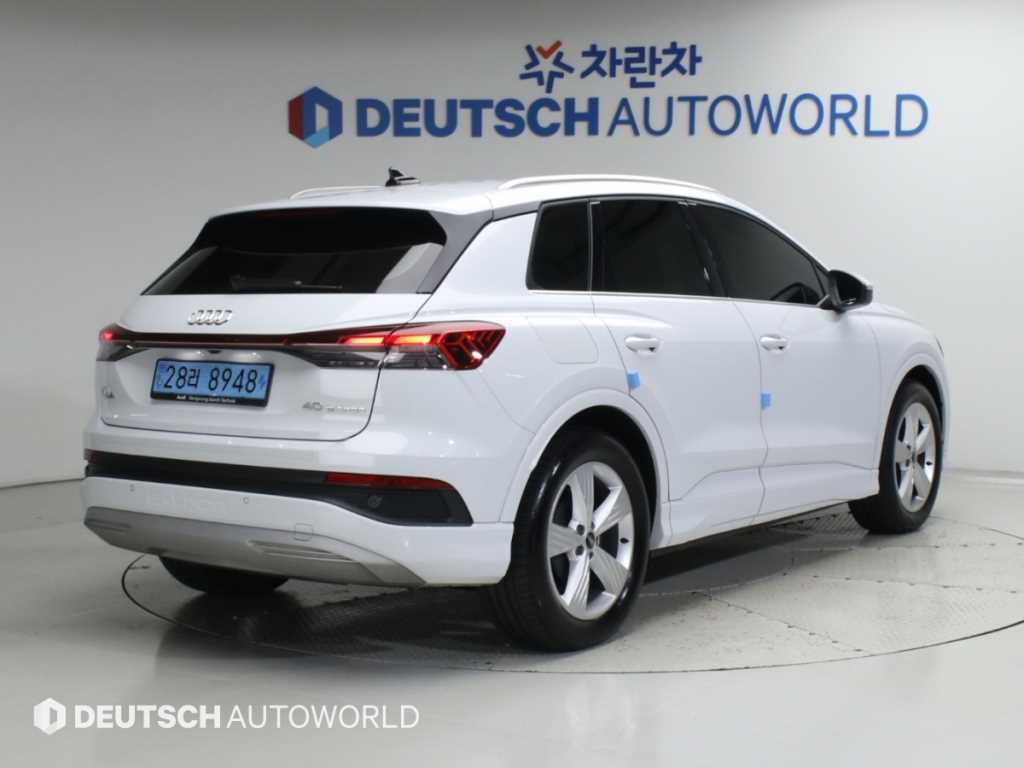아우디 Q4 40 사진 2/20