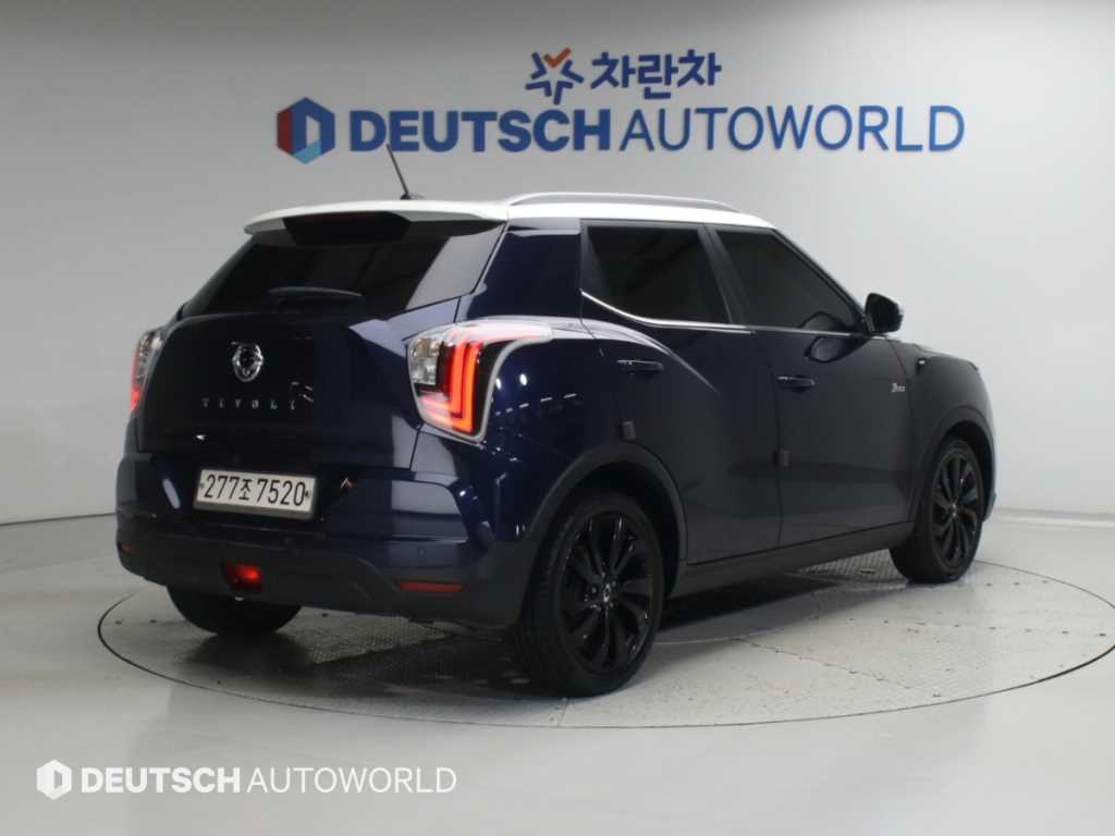 KGM 티볼리 4WD 가솔린 1.5 V3 사진 2/20