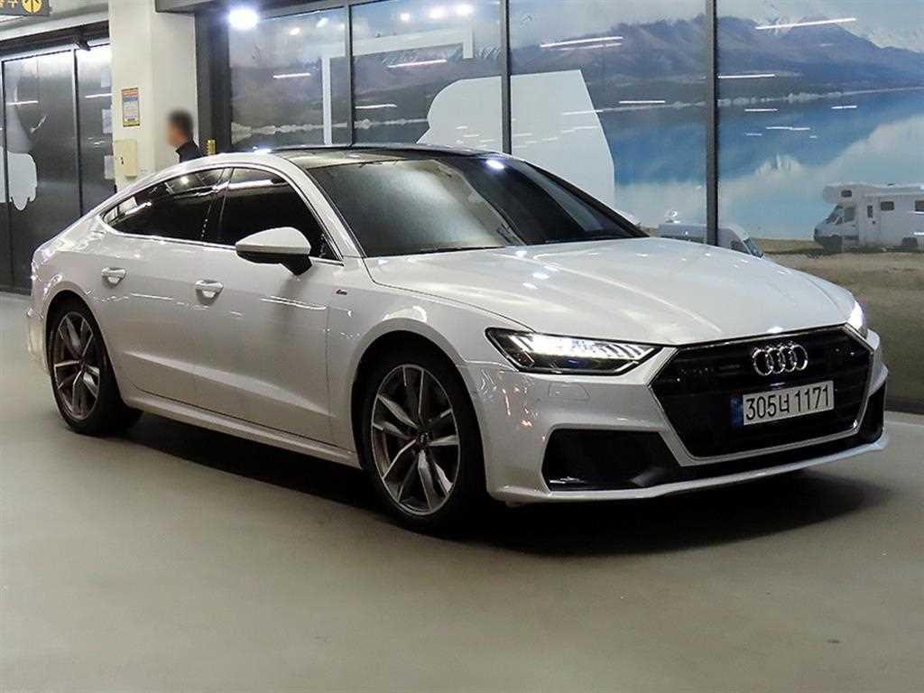 아우디 A7 55 TFSI 콰트로 프리미엄 사진