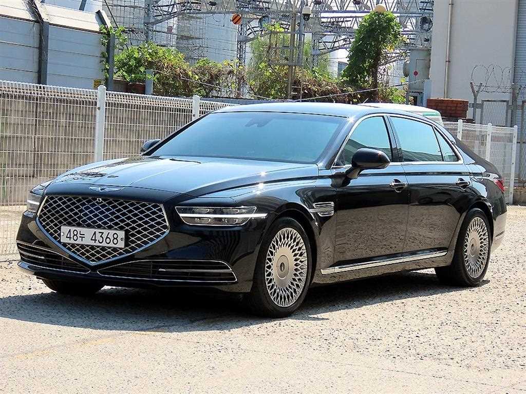 제네시스 G90 3.3 T AWD 프리미엄 럭셔리 사진 2/20
