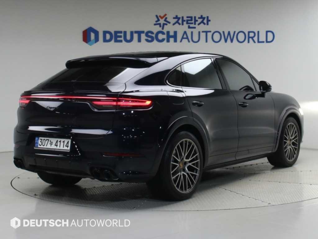 포르쉐 카이엔 3.0 쿠페 플래티넘 에디션 사진 2/20