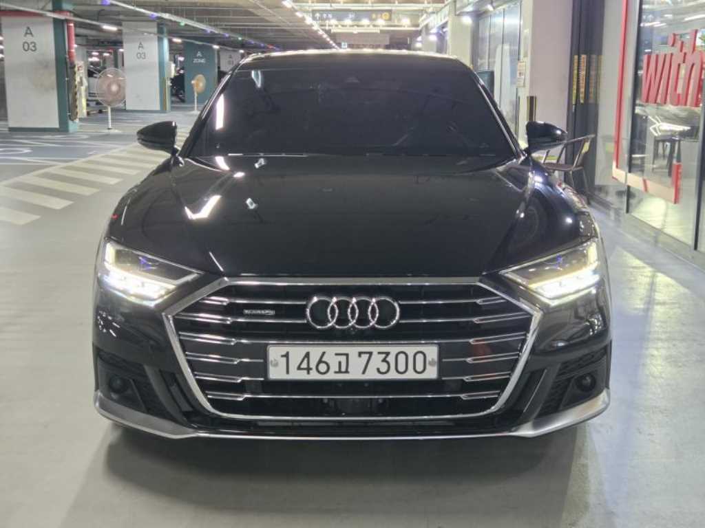 아우디 A8 55 TFSI 콰트로 LWB 사진 2/20