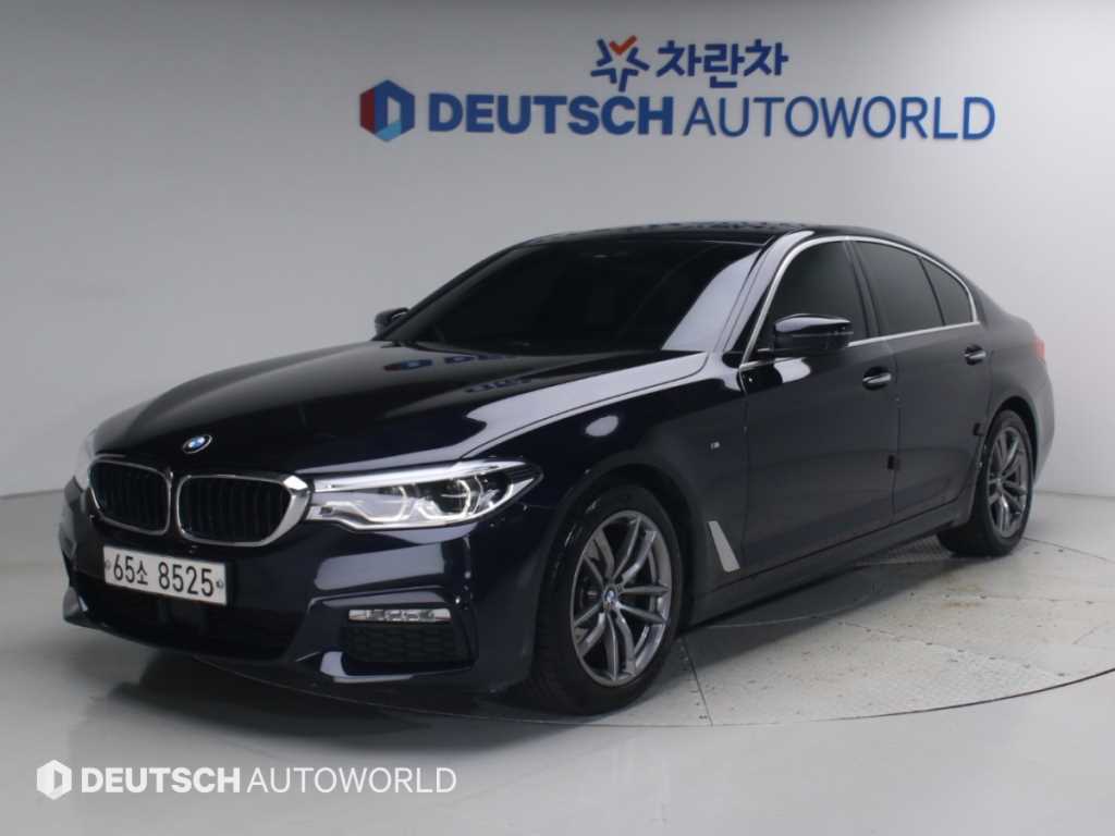 BMW 5시리즈 520d xDrive M 스포츠 플러스 사진