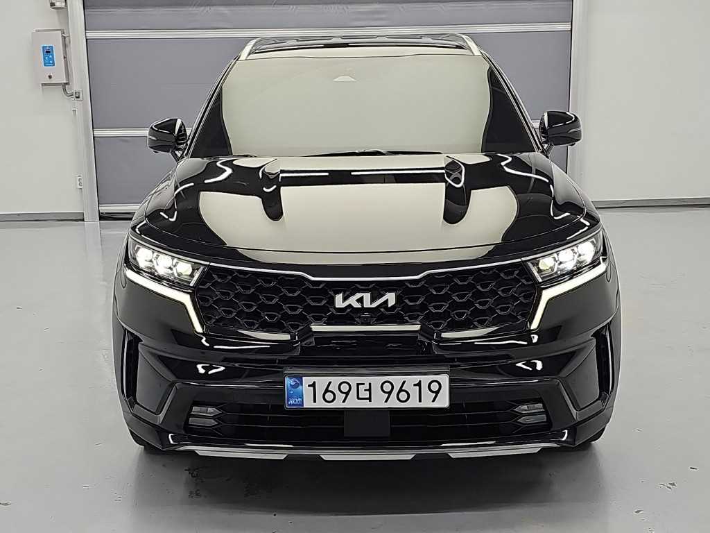 기아 쏘렌토 가솔린 2.5T 2WD 시그니처 사진 2/18