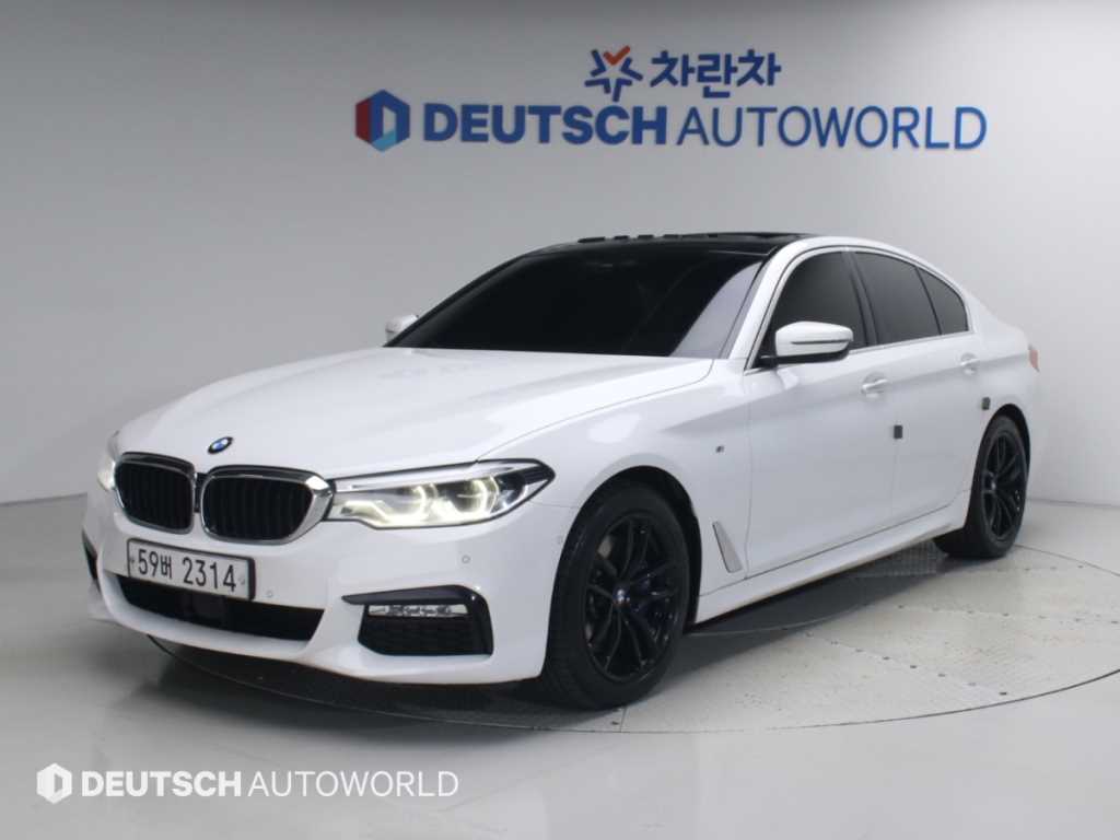 BMW 5시리즈 530i xDrive M 스포츠 플러스 사진