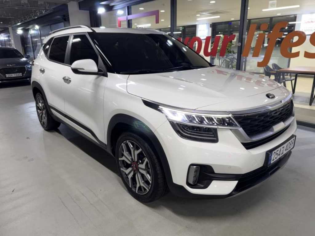 기아 셀토스 가솔린 1.6 터보 2WD 노블레스 사진 2/20