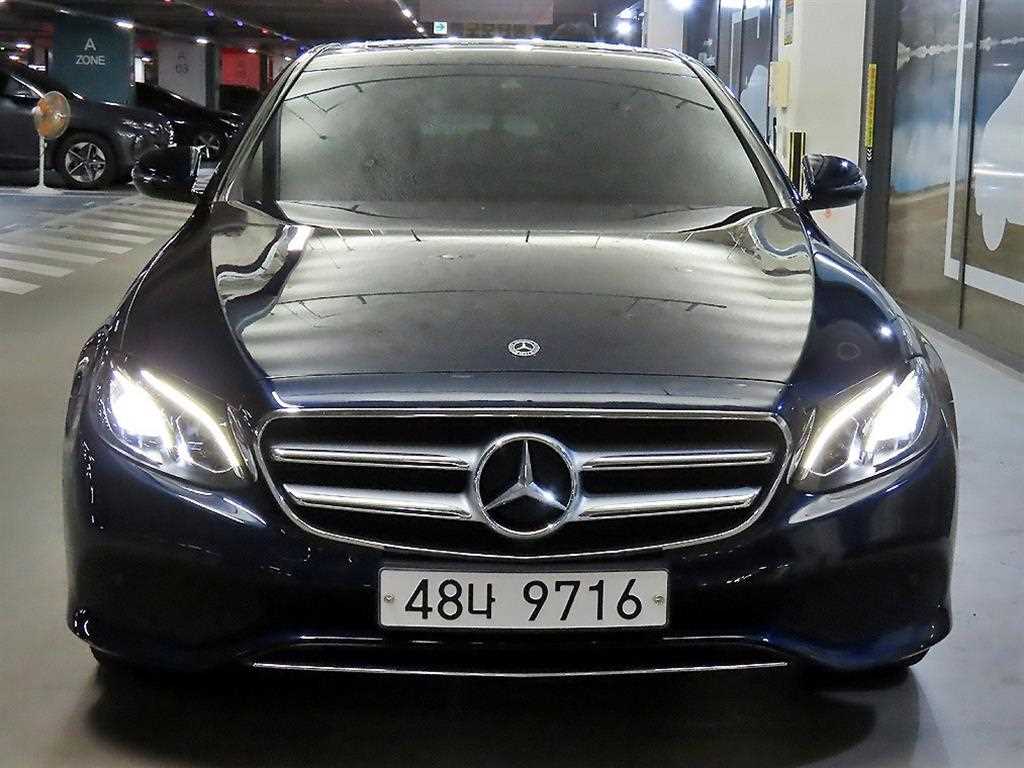 벤츠 E 클래스 E200 아방가르드 사진 2/20