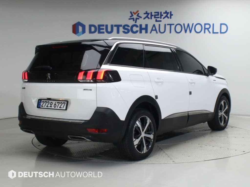푸조 5008 1.5 BlueHDi 알뤼르 사진 2/20