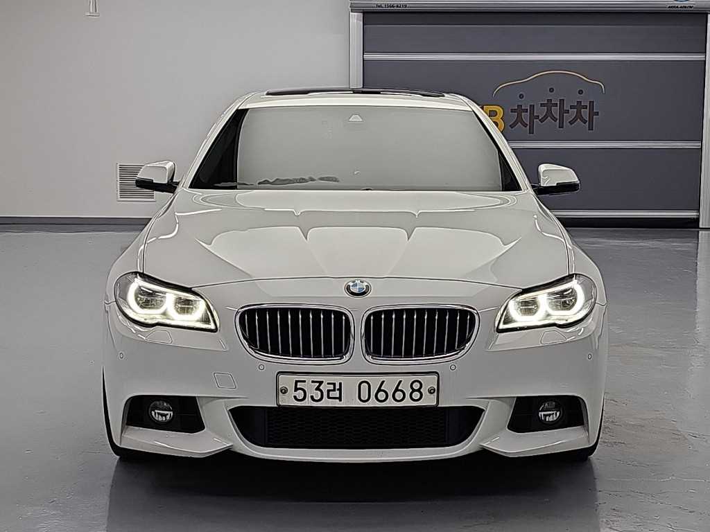 BMW 5시리즈 520d xDrive M 에어로다이나믹 사진 2/20