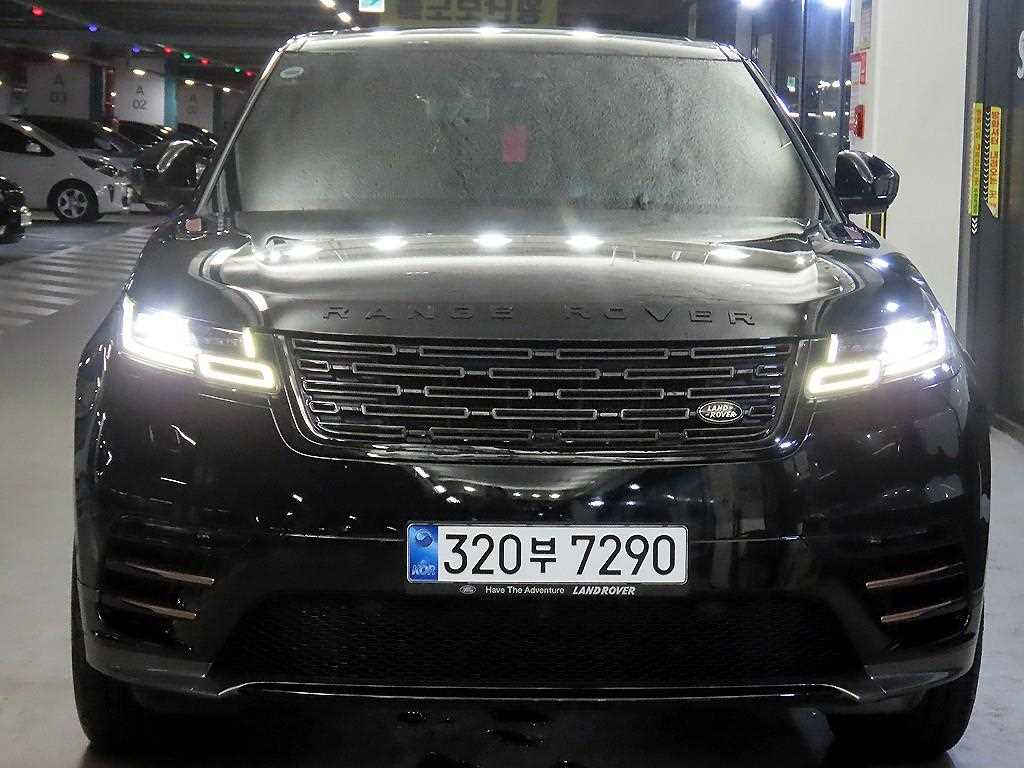 랜드로버 레인지로버 벨라 3.0 D300 R-다이나믹 HSE 사진 2/20