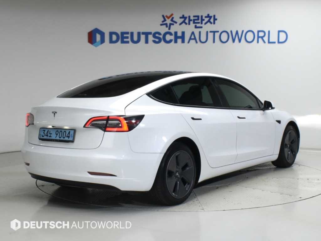 테슬라 모델 3 롱 레인지 사진 2/20