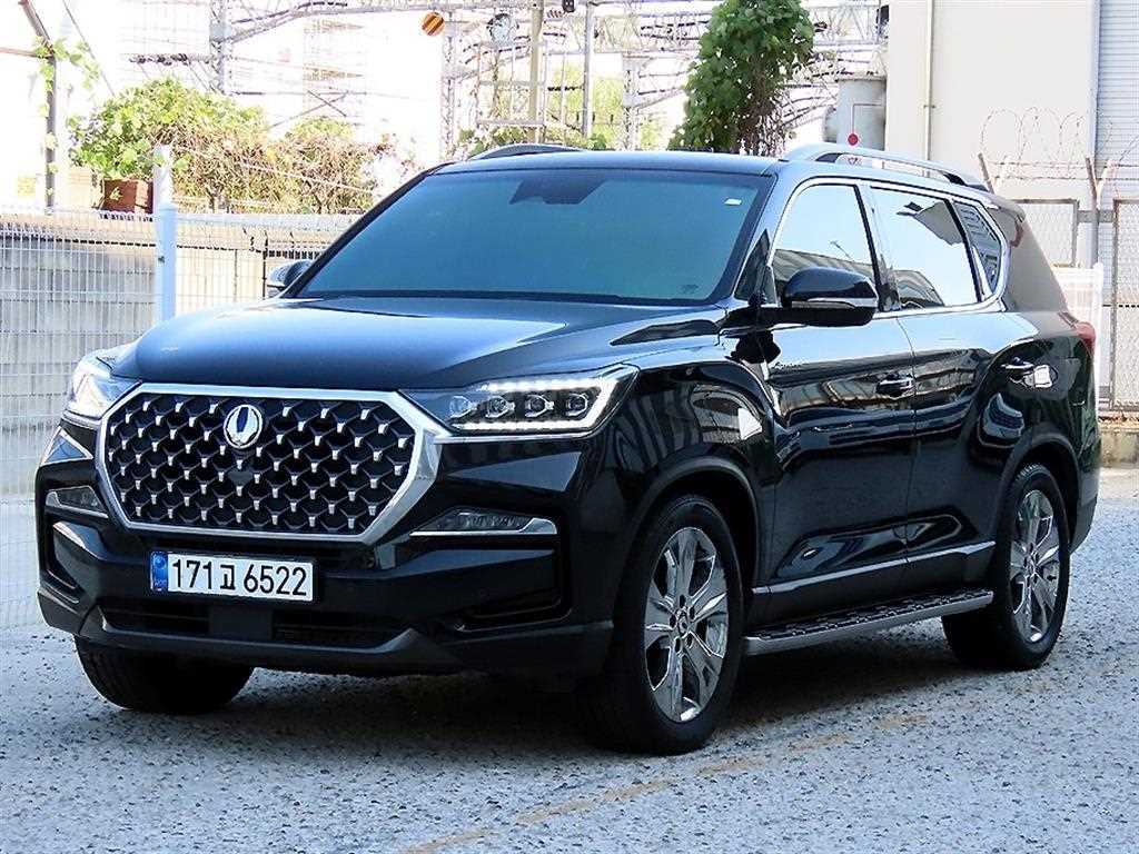 KGM 렉스턴 디젤 2.2 4WD 프레스티지 사진 2/20