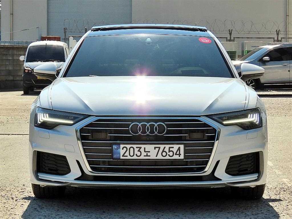 아우디 A6 40 TDI 프리미엄 사진