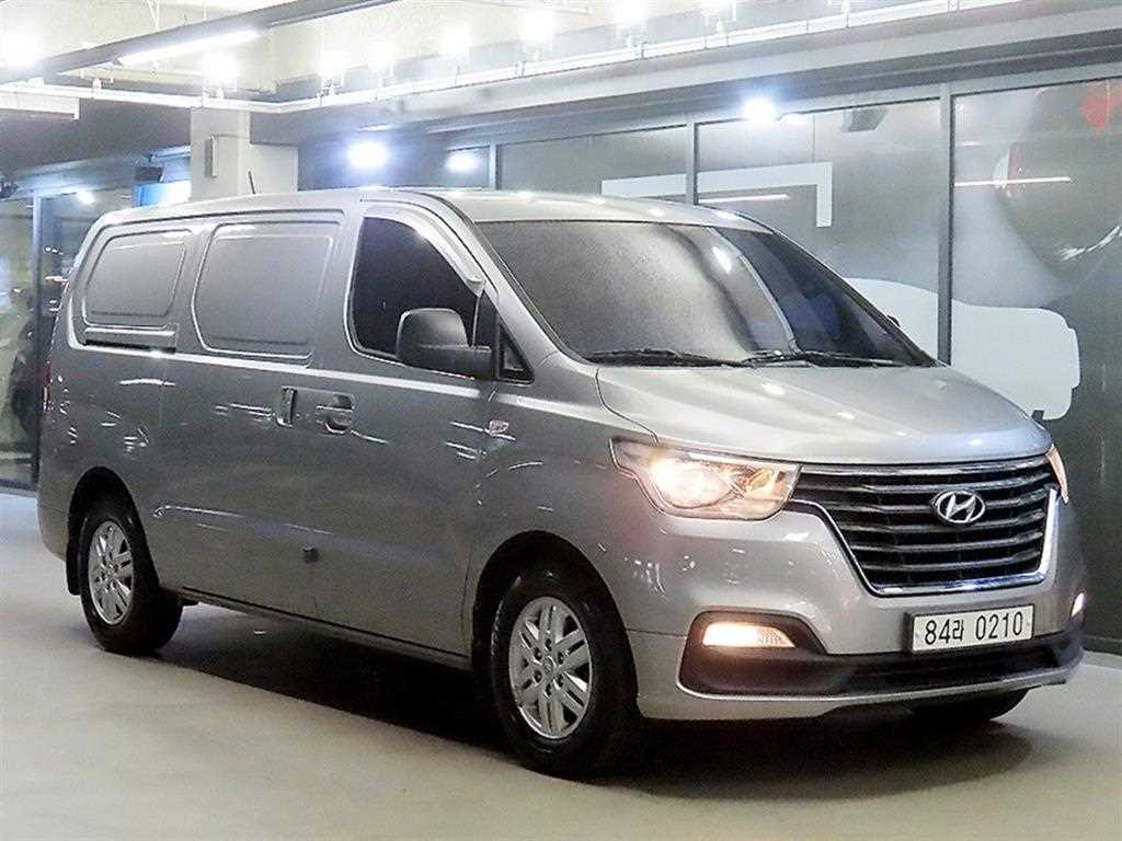 현대 스타렉스 2WD 밴 3인승 스마트 사진