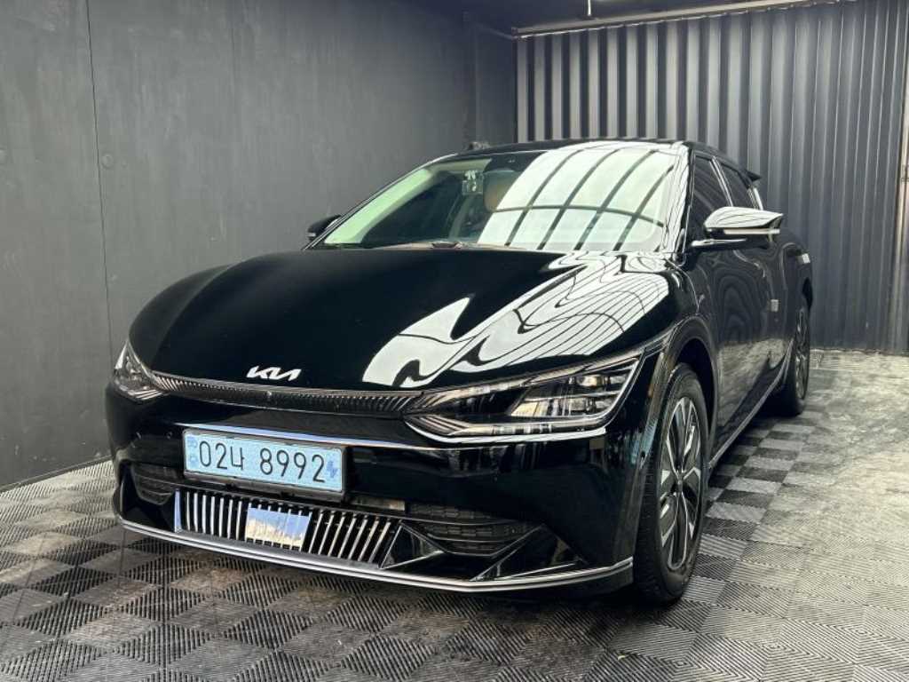 기아 EV6 롱레인지 어스 사진
